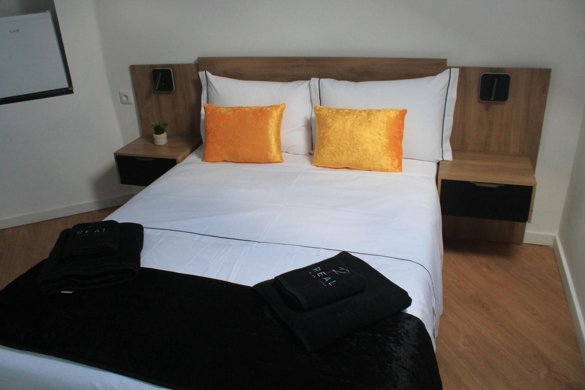 Real Guest House Costa de Caparica Ngoại thất bức ảnh
