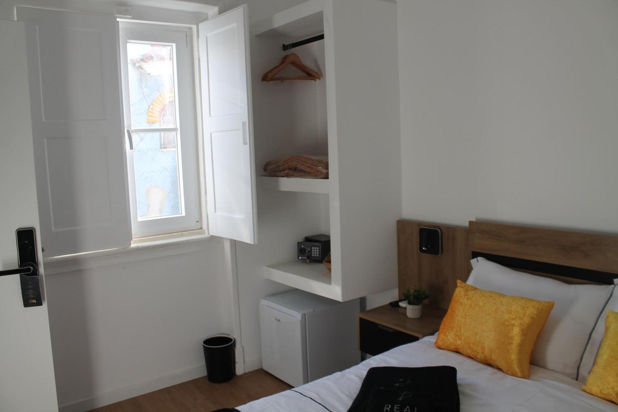 Real Guest House Costa de Caparica Ngoại thất bức ảnh