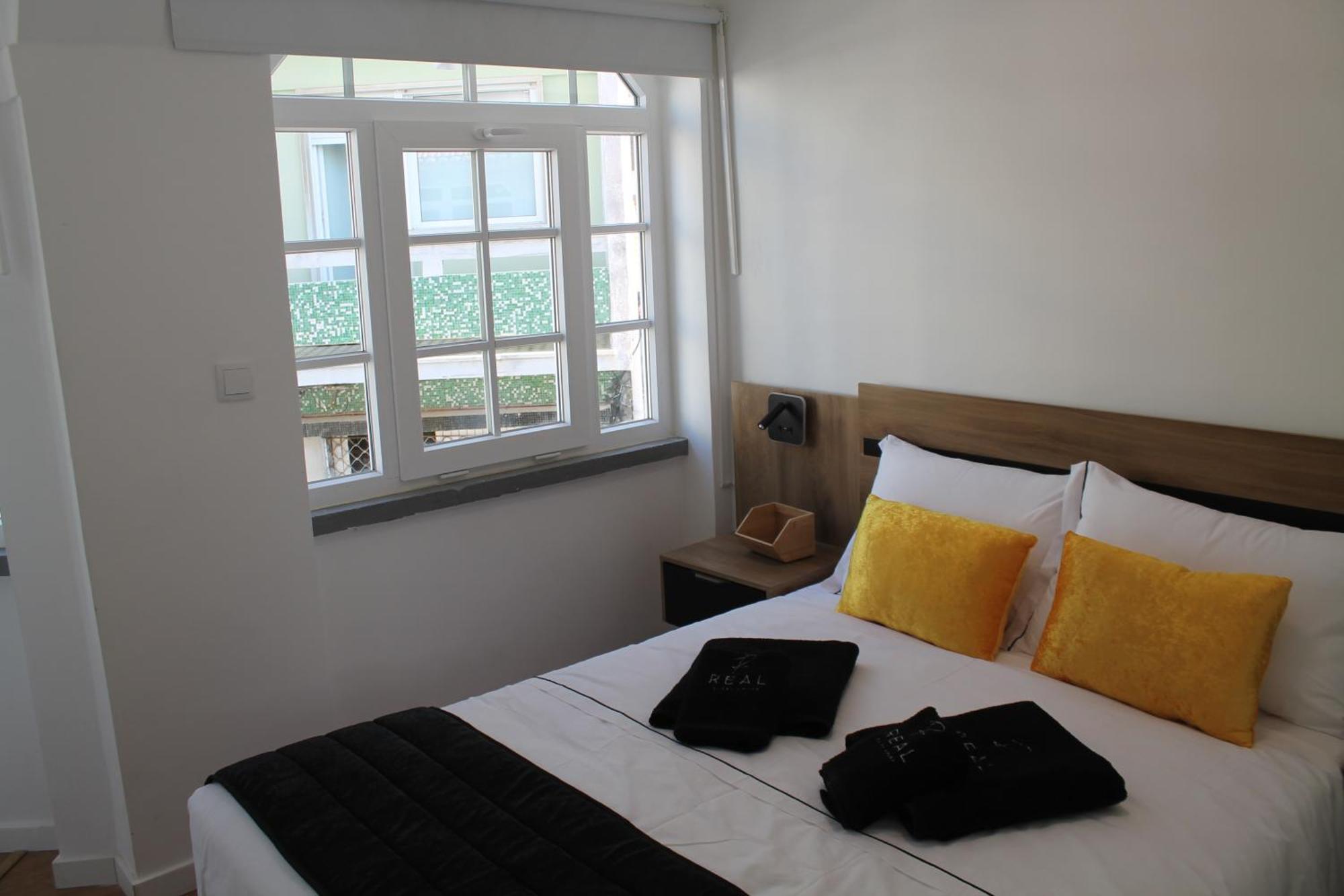 Real Guest House Costa de Caparica Ngoại thất bức ảnh